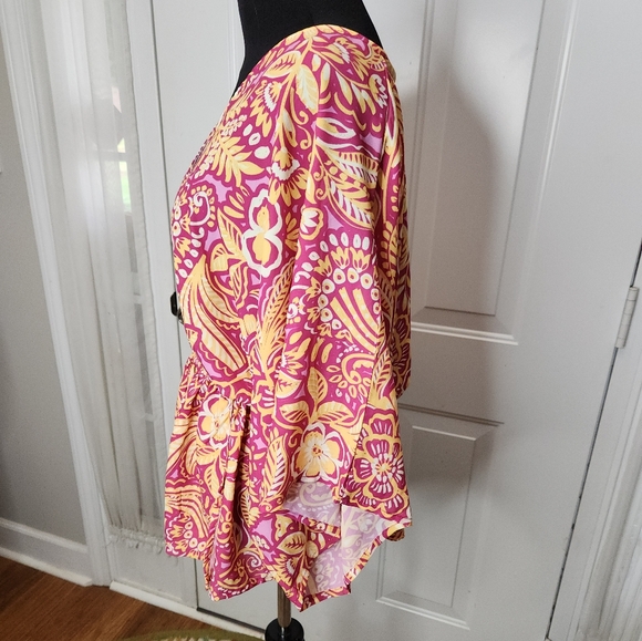 Flying Tomato Magenta Printed Surplice Top  Size Medium - Picture 2 of 7